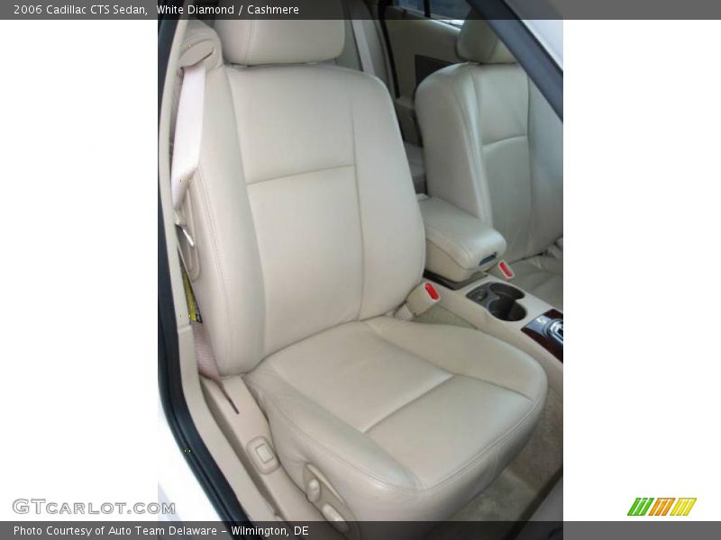 White Diamond / Cashmere 2006 Cadillac CTS Sedan
