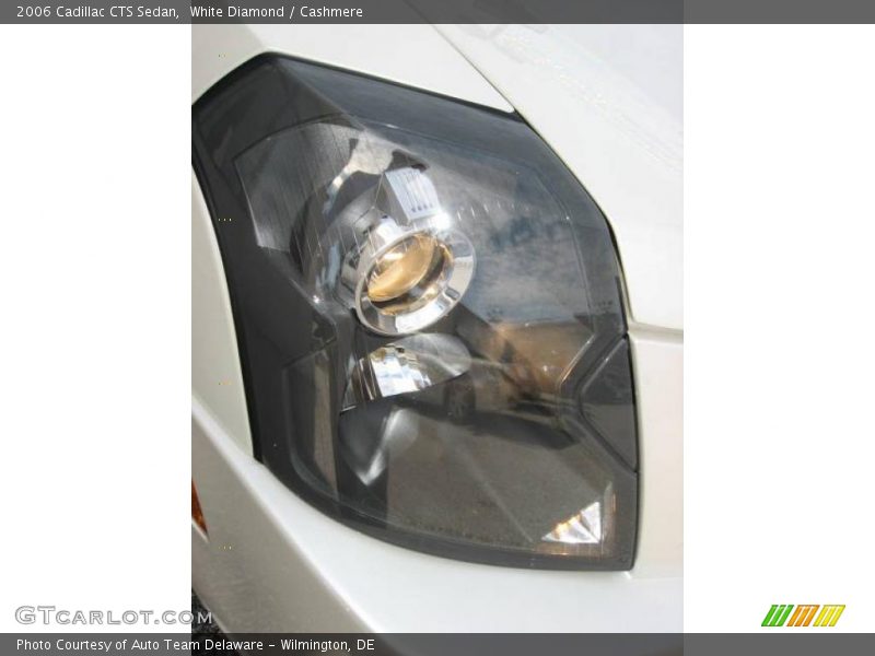 White Diamond / Cashmere 2006 Cadillac CTS Sedan