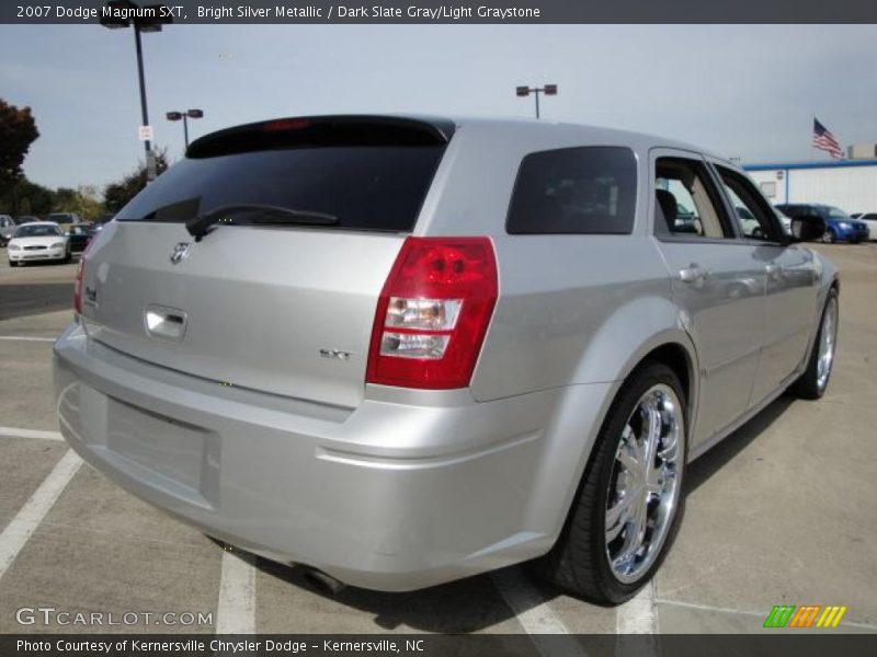 Bright Silver Metallic / Dark Slate Gray/Light Graystone 2007 Dodge Magnum SXT