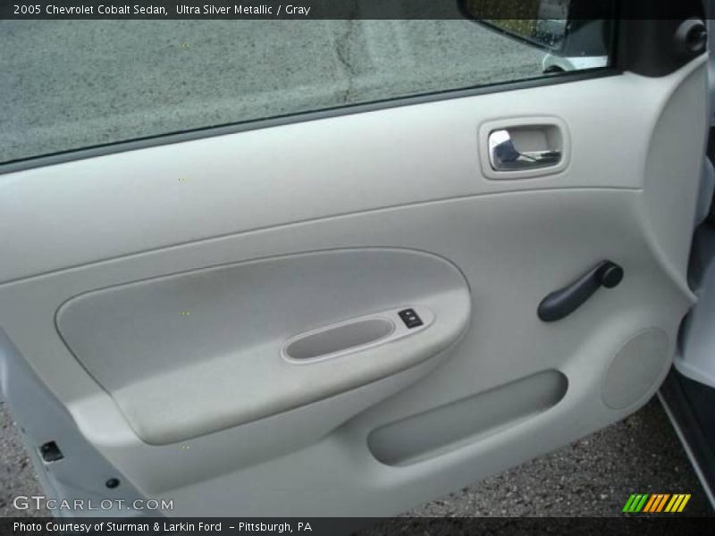Ultra Silver Metallic / Gray 2005 Chevrolet Cobalt Sedan