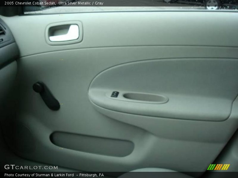 Ultra Silver Metallic / Gray 2005 Chevrolet Cobalt Sedan