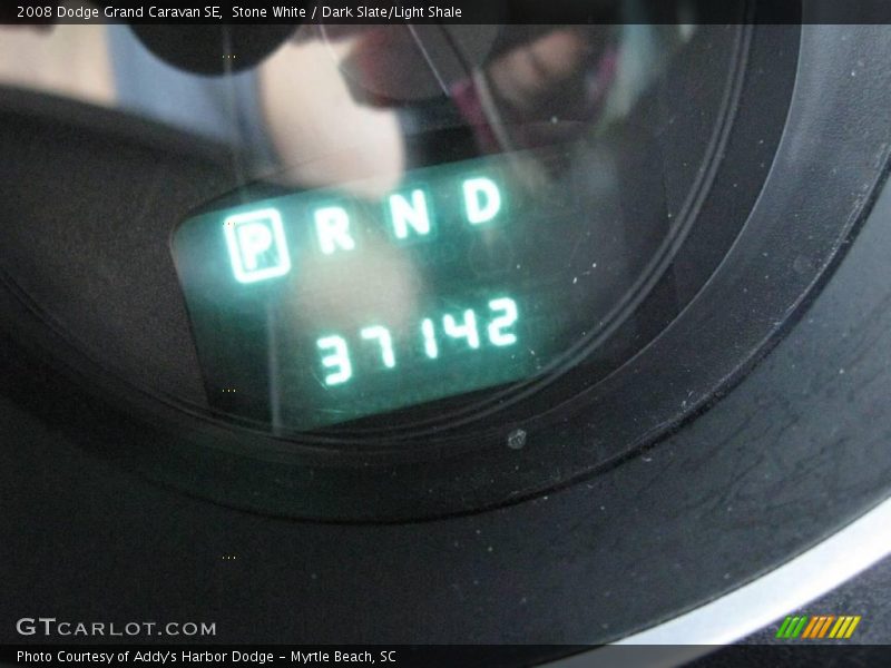 Stone White / Dark Slate/Light Shale 2008 Dodge Grand Caravan SE