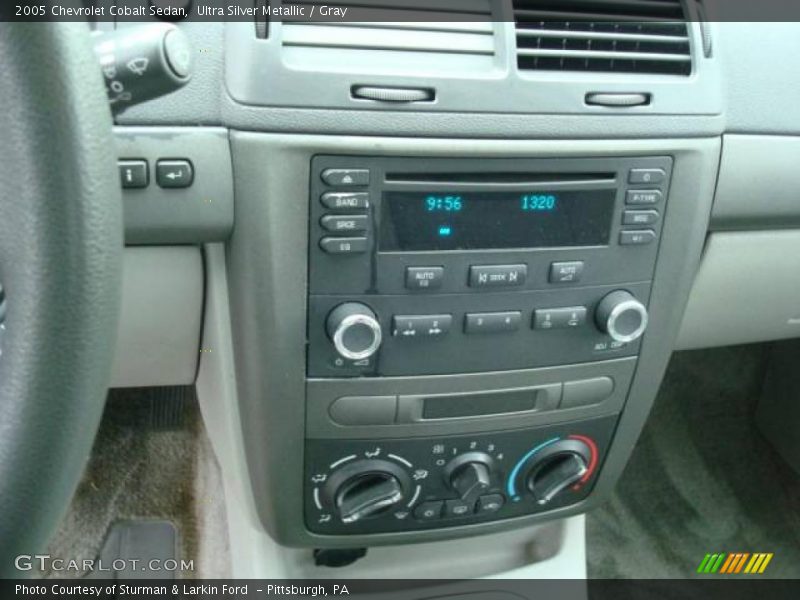 Ultra Silver Metallic / Gray 2005 Chevrolet Cobalt Sedan