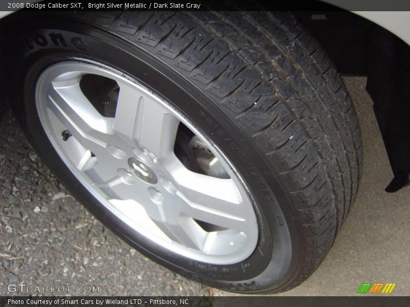 Bright Silver Metallic / Dark Slate Gray 2008 Dodge Caliber SXT