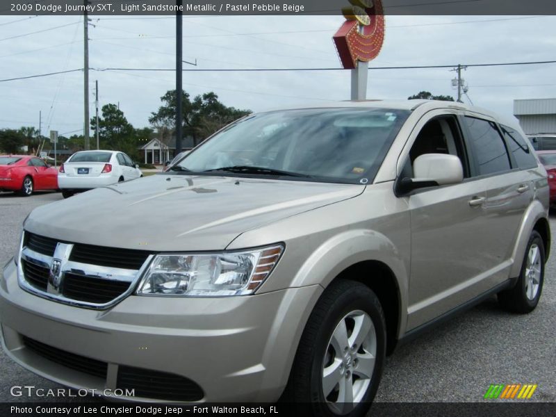 Light Sandstone Metallic / Pastel Pebble Beige 2009 Dodge Journey SXT