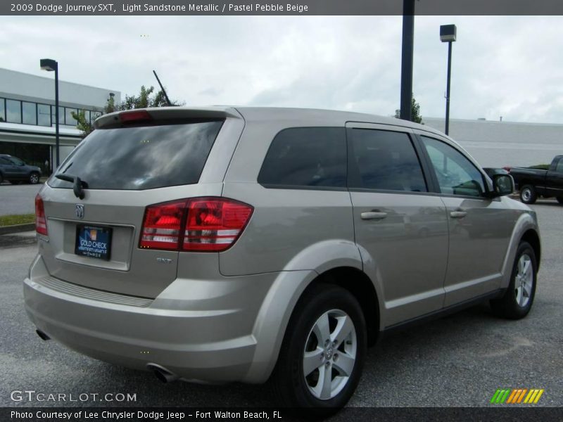 Light Sandstone Metallic / Pastel Pebble Beige 2009 Dodge Journey SXT