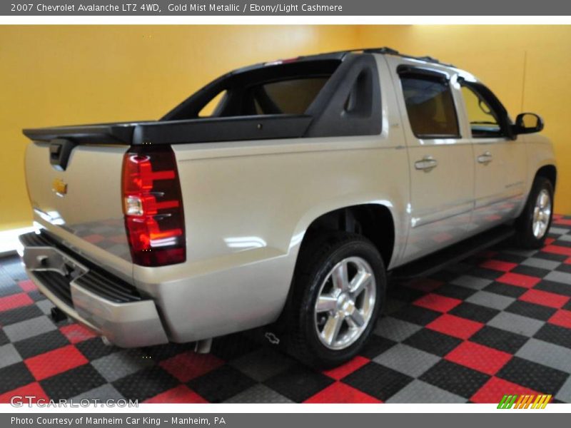 Gold Mist Metallic / Ebony/Light Cashmere 2007 Chevrolet Avalanche LTZ 4WD