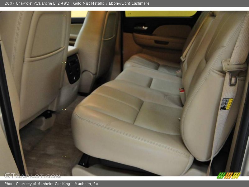 Gold Mist Metallic / Ebony/Light Cashmere 2007 Chevrolet Avalanche LTZ 4WD