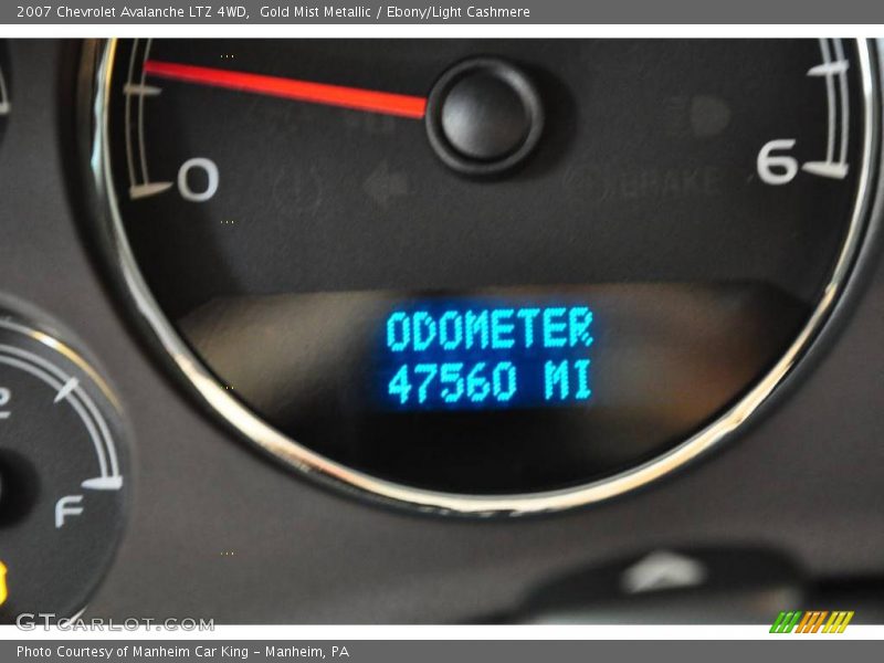 Gold Mist Metallic / Ebony/Light Cashmere 2007 Chevrolet Avalanche LTZ 4WD