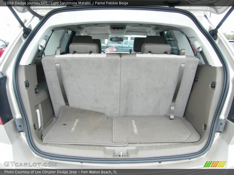 Light Sandstone Metallic / Pastel Pebble Beige 2009 Dodge Journey SXT