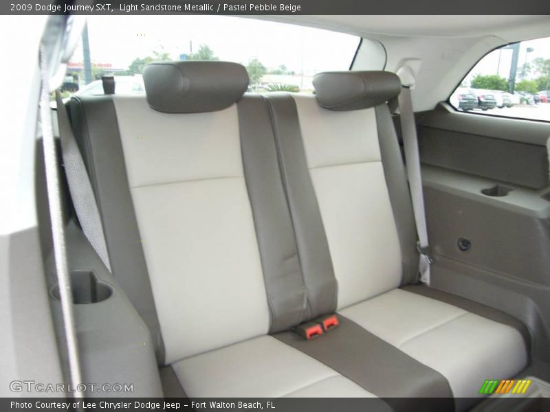 Light Sandstone Metallic / Pastel Pebble Beige 2009 Dodge Journey SXT