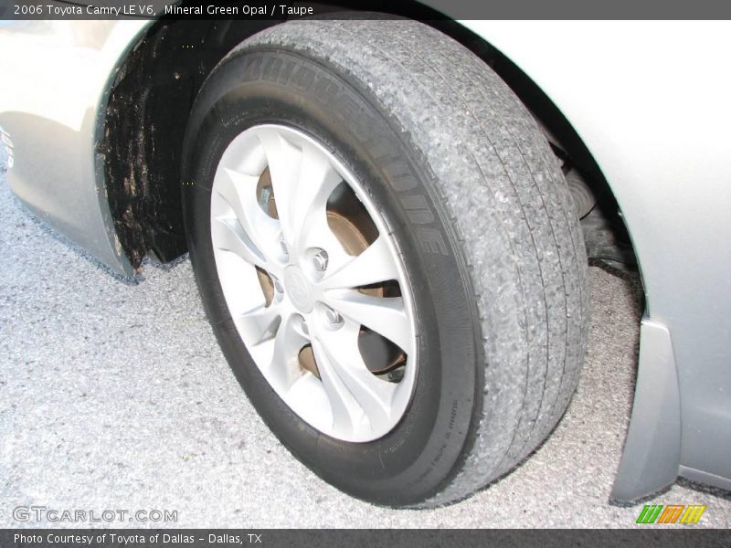Mineral Green Opal / Taupe 2006 Toyota Camry LE V6