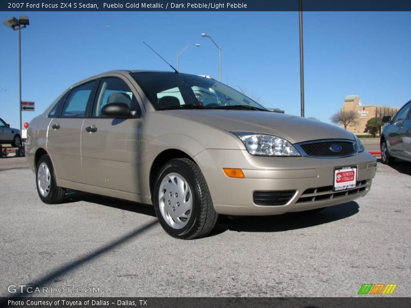 Pueblo Gold Metallic / Dark Pebble/Light Pebble 2007 Ford Focus ZX4 S Sedan