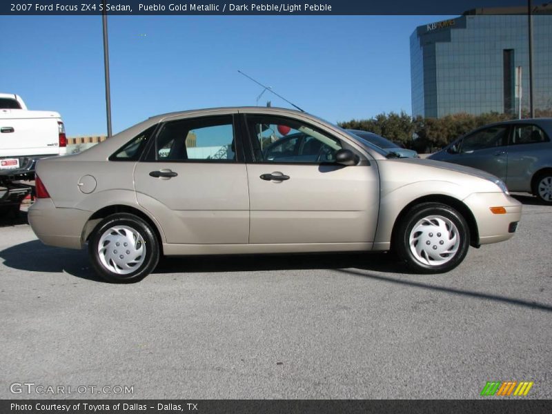 Pueblo Gold Metallic / Dark Pebble/Light Pebble 2007 Ford Focus ZX4 S Sedan