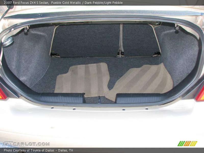 Pueblo Gold Metallic / Dark Pebble/Light Pebble 2007 Ford Focus ZX4 S Sedan