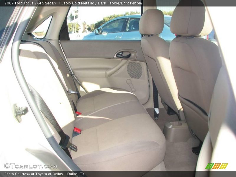 Pueblo Gold Metallic / Dark Pebble/Light Pebble 2007 Ford Focus ZX4 S Sedan