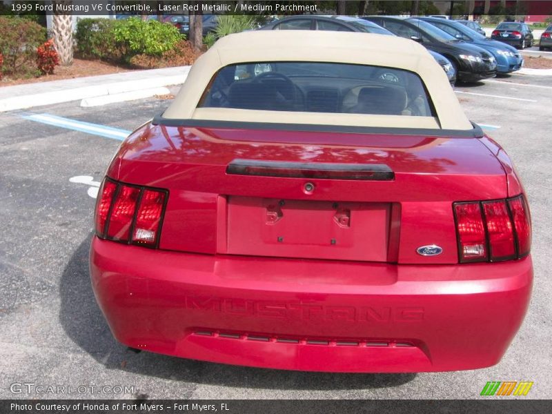 Laser Red Metallic / Medium Parchment 1999 Ford Mustang V6 Convertible