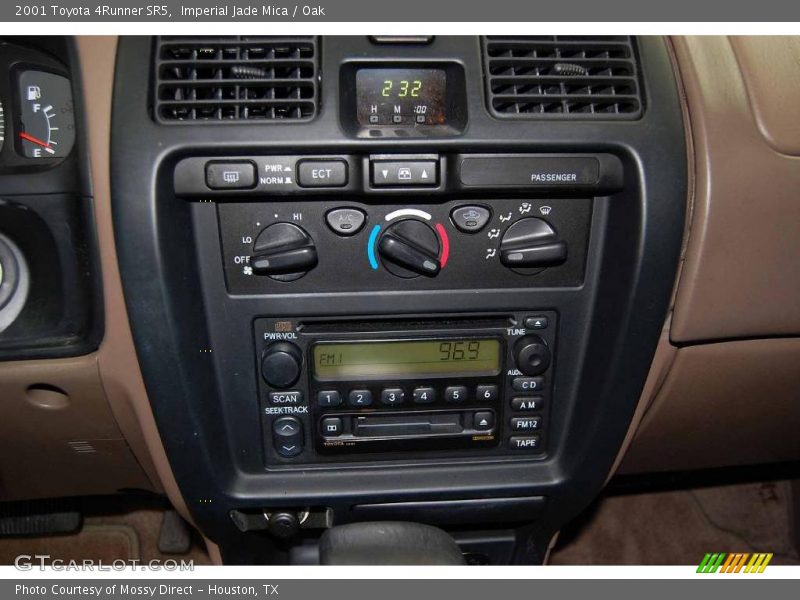 Imperial Jade Mica / Oak 2001 Toyota 4Runner SR5