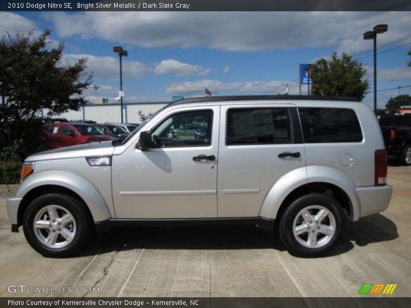 Bright Silver Metallic / Dark Slate Gray 2010 Dodge Nitro SE