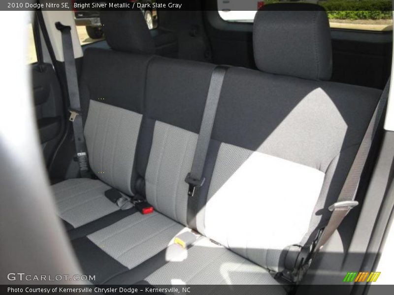 Bright Silver Metallic / Dark Slate Gray 2010 Dodge Nitro SE