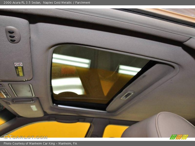 Naples Gold Metallic / Parchment 2000 Acura RL 3.5 Sedan