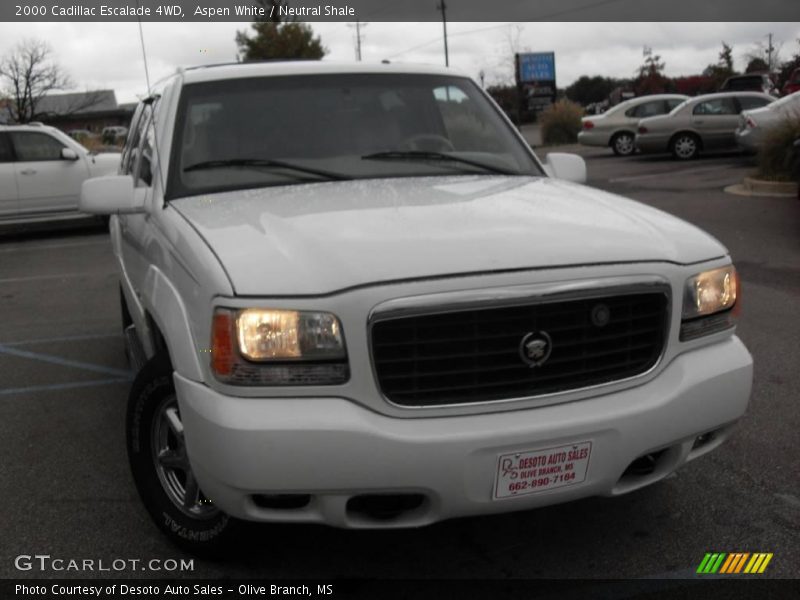 Aspen White / Neutral Shale 2000 Cadillac Escalade 4WD