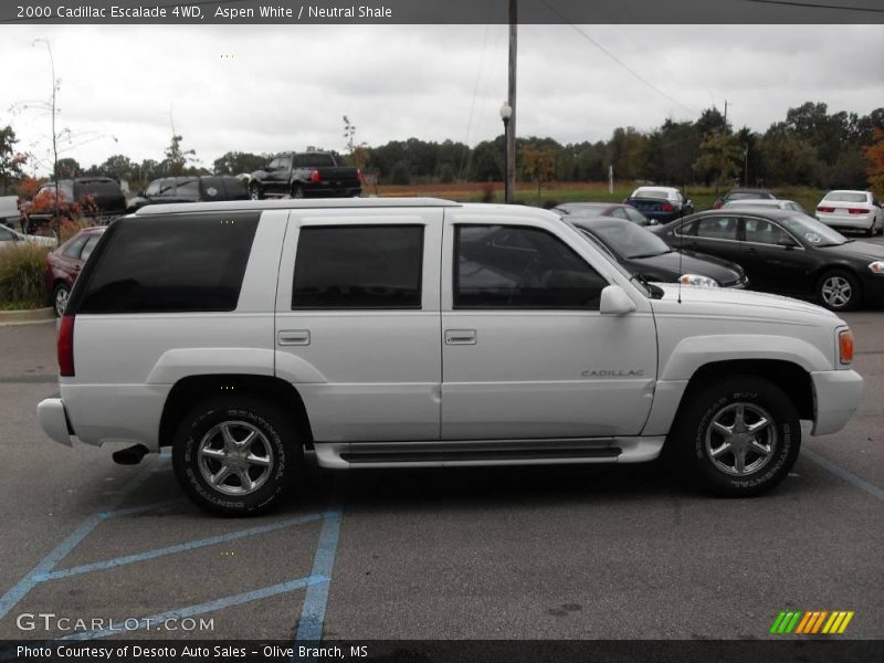 Aspen White / Neutral Shale 2000 Cadillac Escalade 4WD