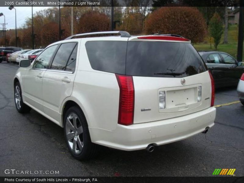 White Diamond / Light Neutral 2005 Cadillac SRX V8