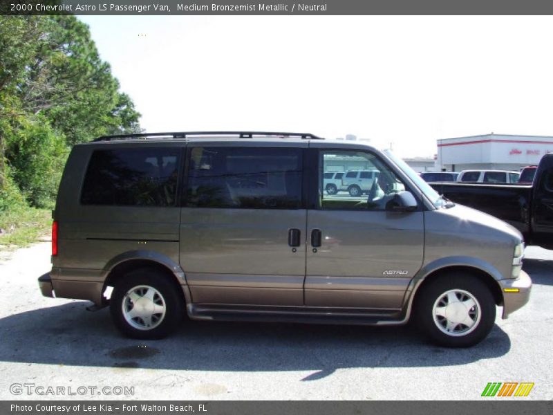 Medium Bronzemist Metallic / Neutral 2000 Chevrolet Astro LS Passenger Van