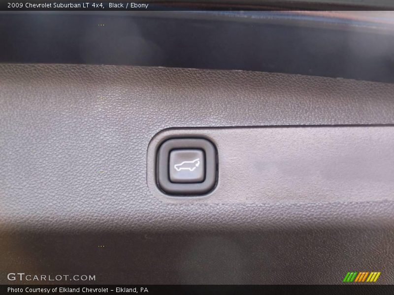 Black / Ebony 2009 Chevrolet Suburban LT 4x4