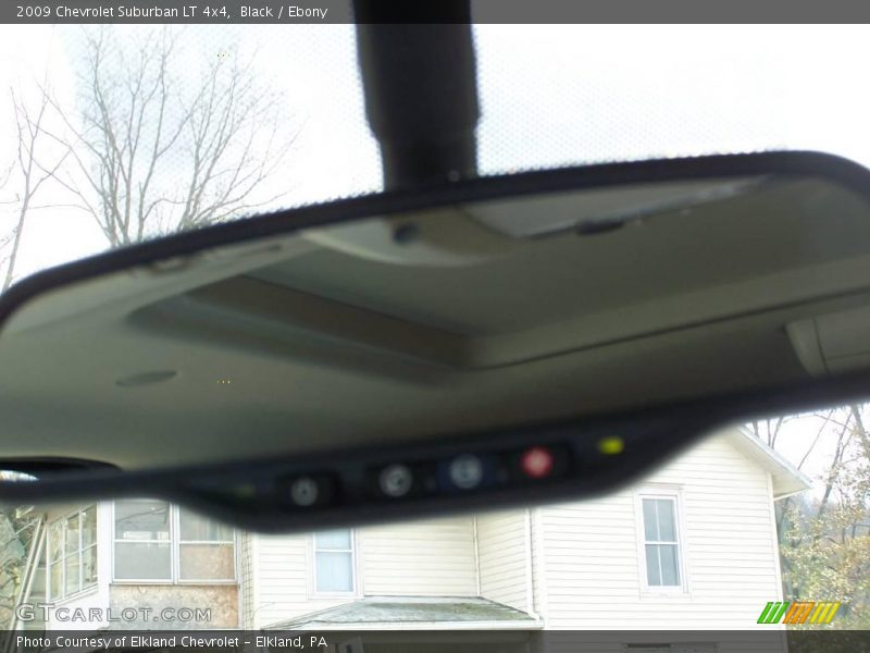 Black / Ebony 2009 Chevrolet Suburban LT 4x4