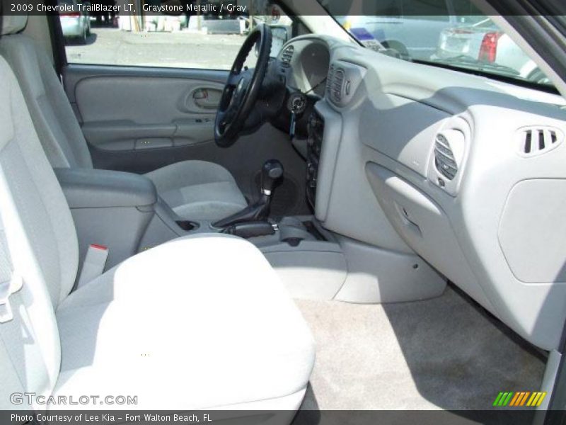 Graystone Metallic / Gray 2009 Chevrolet TrailBlazer LT