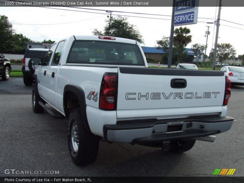 Summit White / Dark Charcoal 2005 Chevrolet Silverado 2500HD Crew Cab 4x4