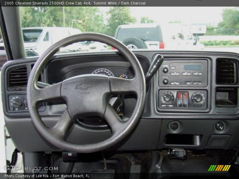 Summit White / Dark Charcoal 2005 Chevrolet Silverado 2500HD Crew Cab 4x4