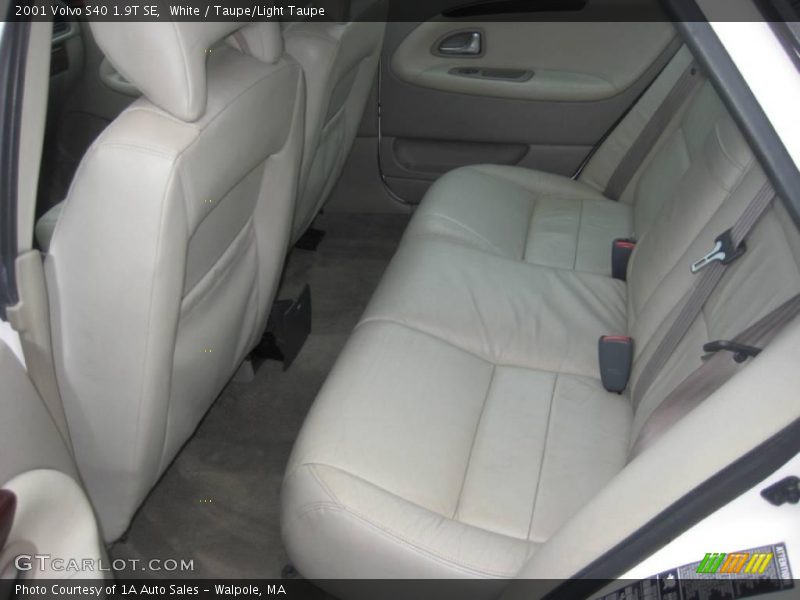 White / Taupe/Light Taupe 2001 Volvo S40 1.9T SE