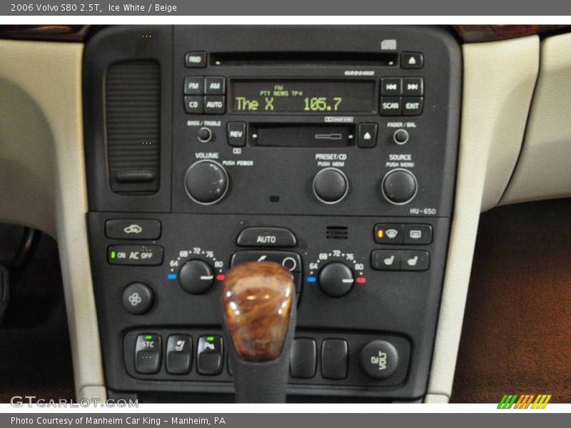 Ice White / Beige 2006 Volvo S80 2.5T