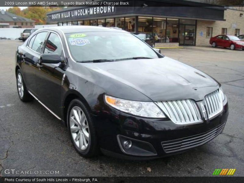 Tuxedo Black Metallic / Charcoal Black 2009 Lincoln MKS AWD Sedan