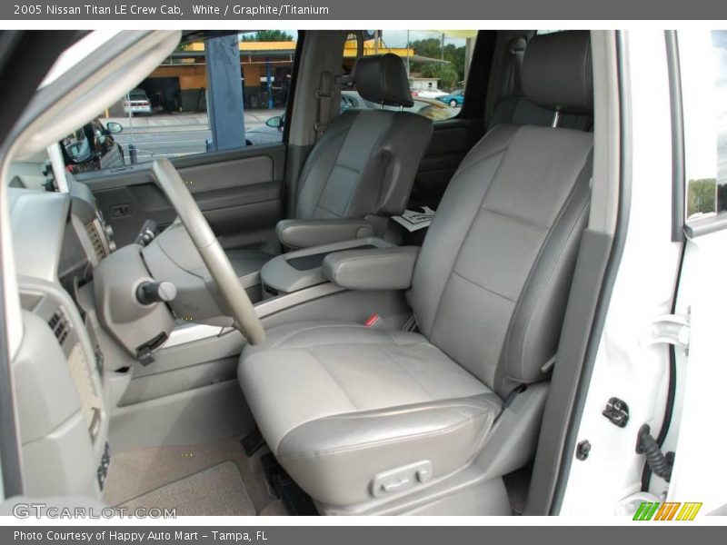 White / Graphite/Titanium 2005 Nissan Titan LE Crew Cab