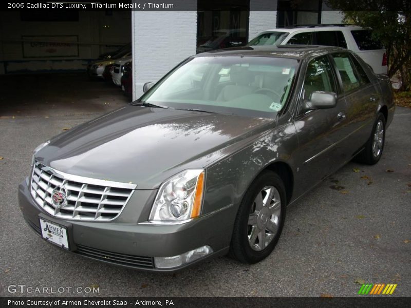 Titanium Metallic / Titanium 2006 Cadillac DTS Luxury