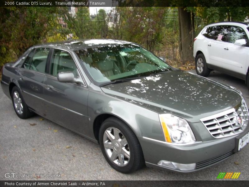 Titanium Metallic / Titanium 2006 Cadillac DTS Luxury