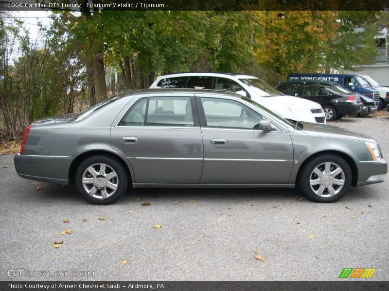 Titanium Metallic / Titanium 2006 Cadillac DTS Luxury