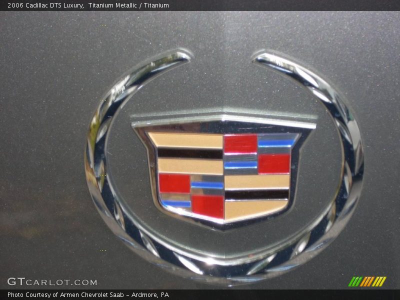 Titanium Metallic / Titanium 2006 Cadillac DTS Luxury