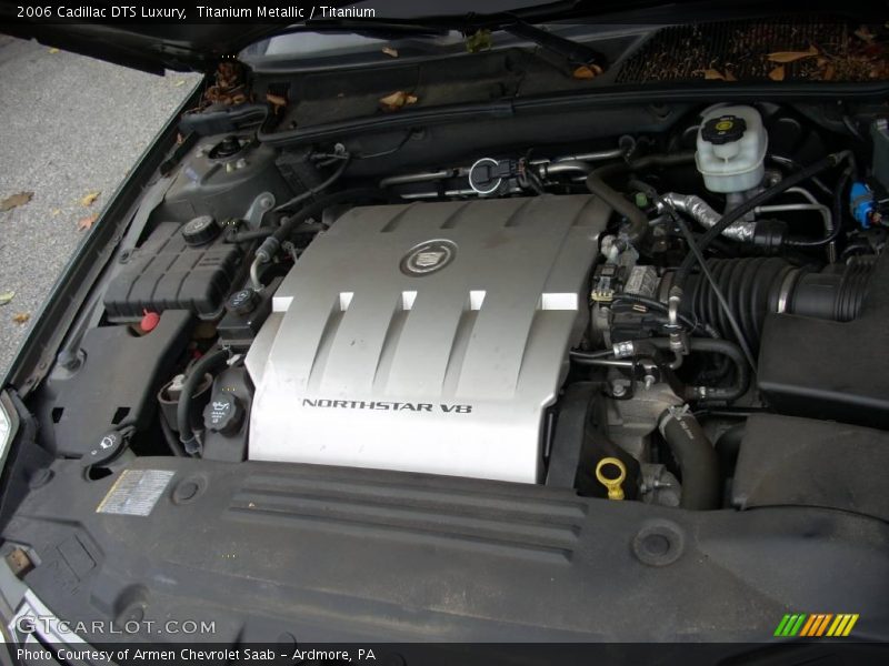Titanium Metallic / Titanium 2006 Cadillac DTS Luxury