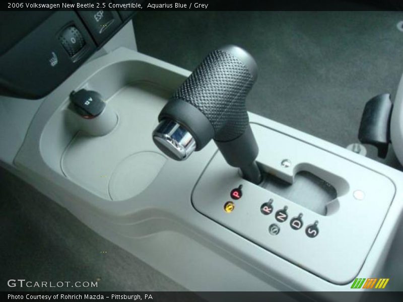 Aquarius Blue / Grey 2006 Volkswagen New Beetle 2.5 Convertible