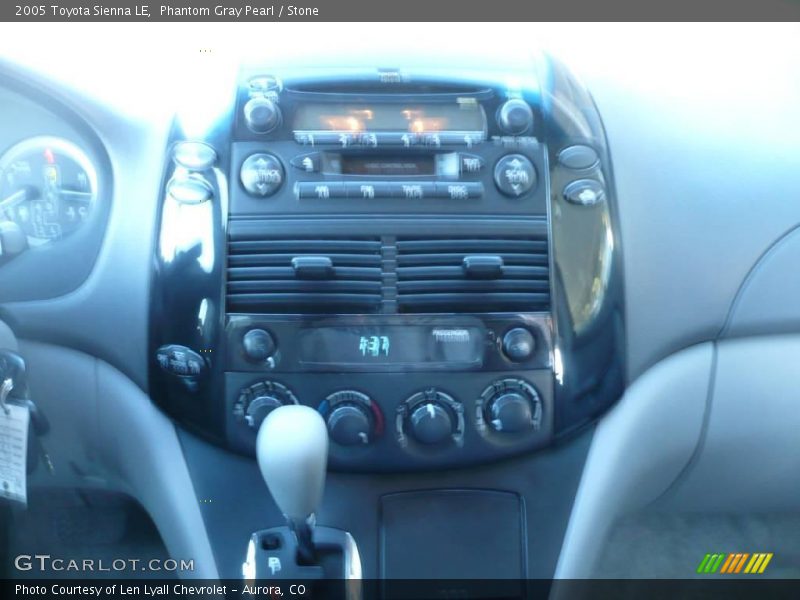 Phantom Gray Pearl / Stone 2005 Toyota Sienna LE