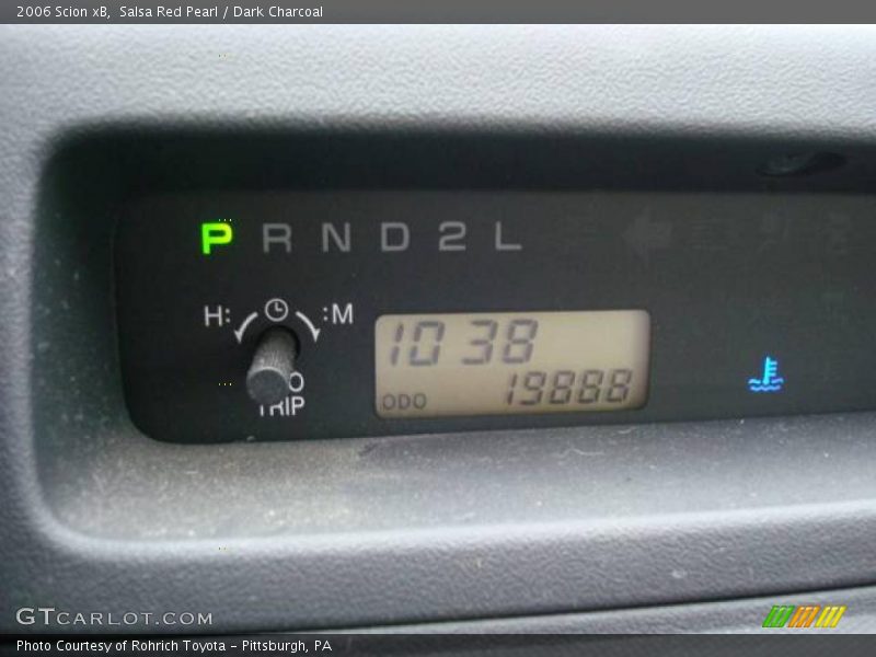 Salsa Red Pearl / Dark Charcoal 2006 Scion xB