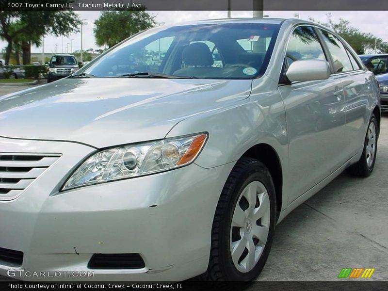 Titanium Metallic / Ash 2007 Toyota Camry LE