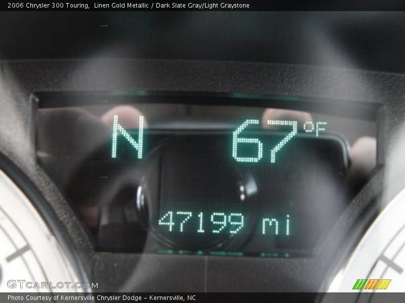 Linen Gold Metallic / Dark Slate Gray/Light Graystone 2006 Chrysler 300 Touring