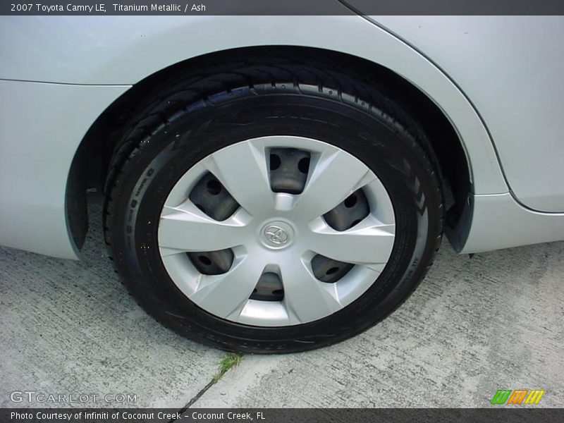 Titanium Metallic / Ash 2007 Toyota Camry LE