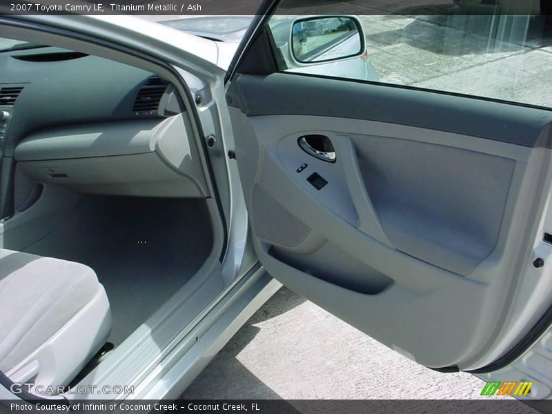 Titanium Metallic / Ash 2007 Toyota Camry LE